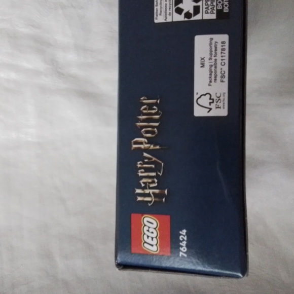 LEGO 76424 Harry Potter Flying Ford Anglia, 165 pcs, age 7+, New and Sealed box - Picture 5 of 7